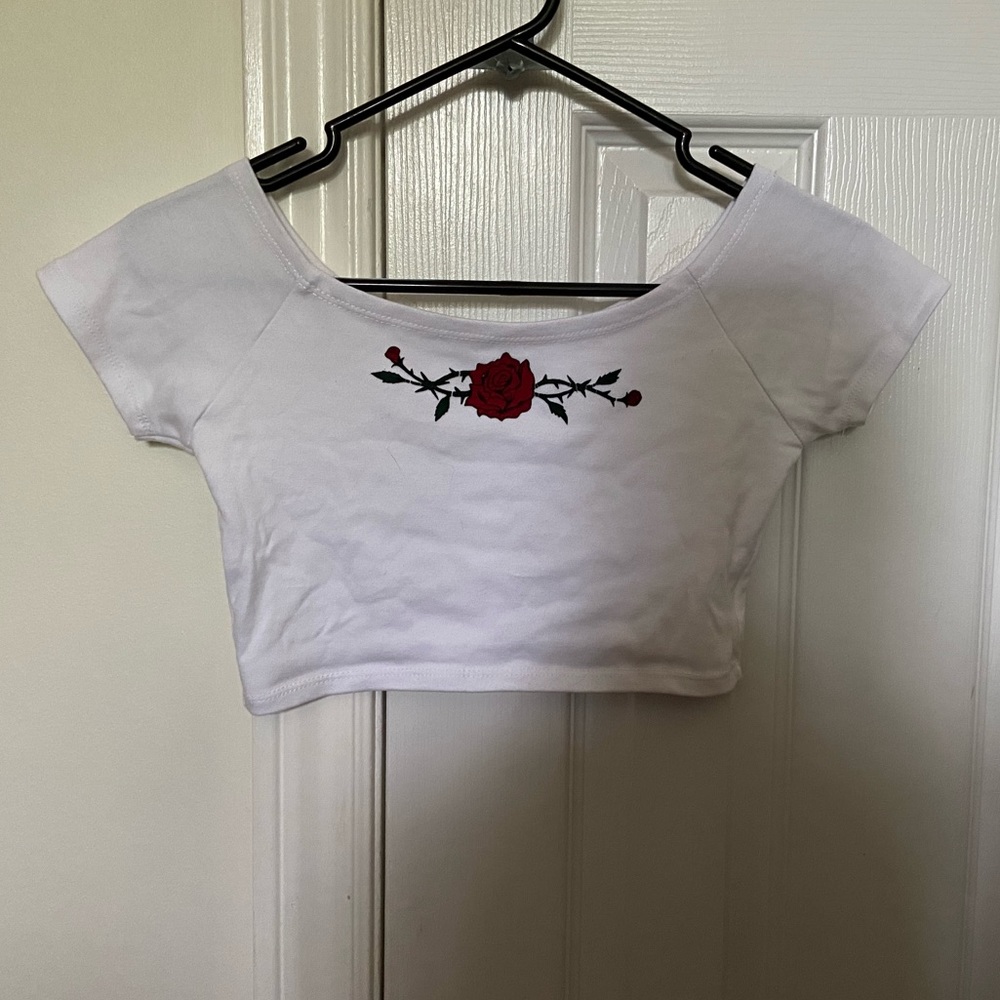 Unif Rose Crop Tee